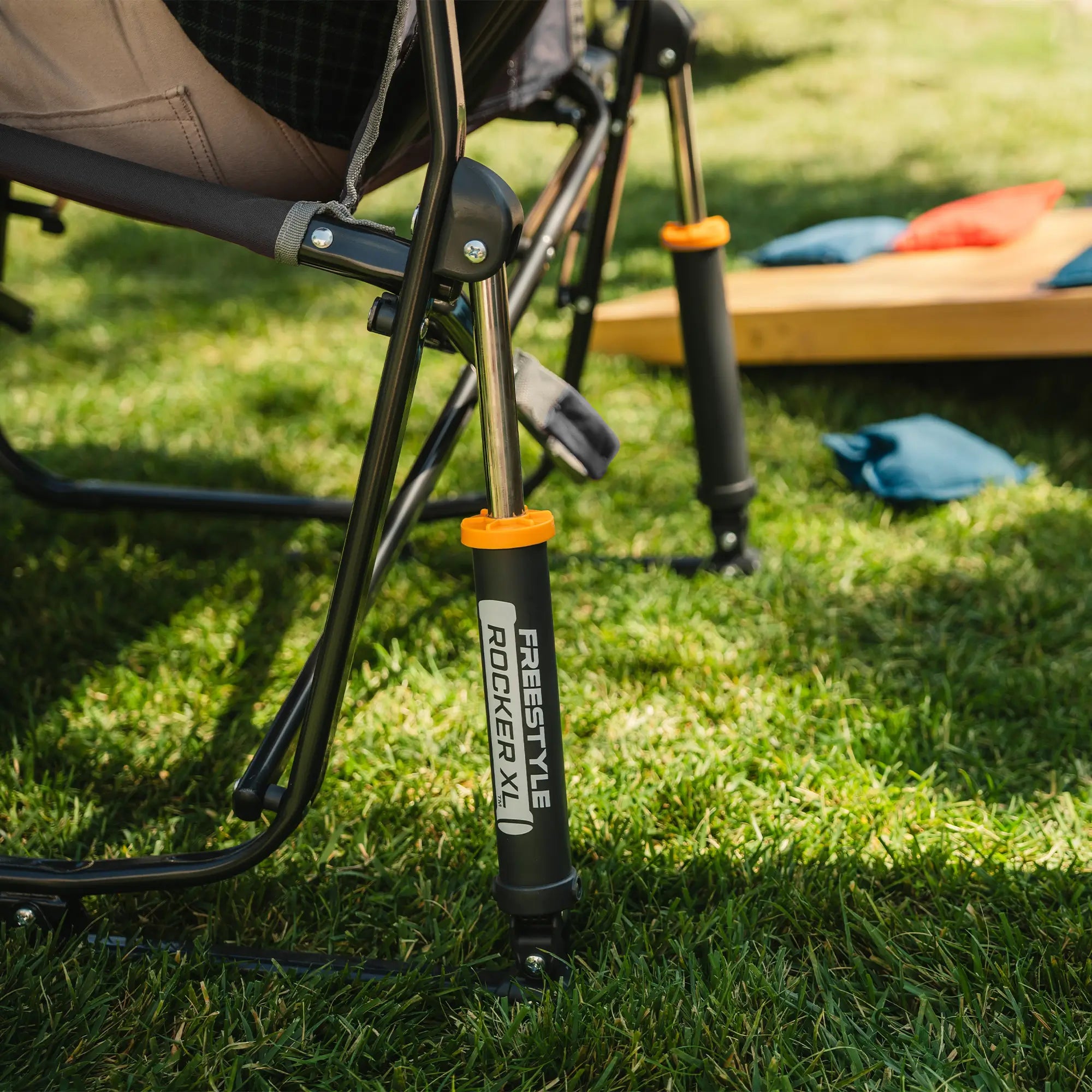 Freestyle Rocker XL™ with Side Table