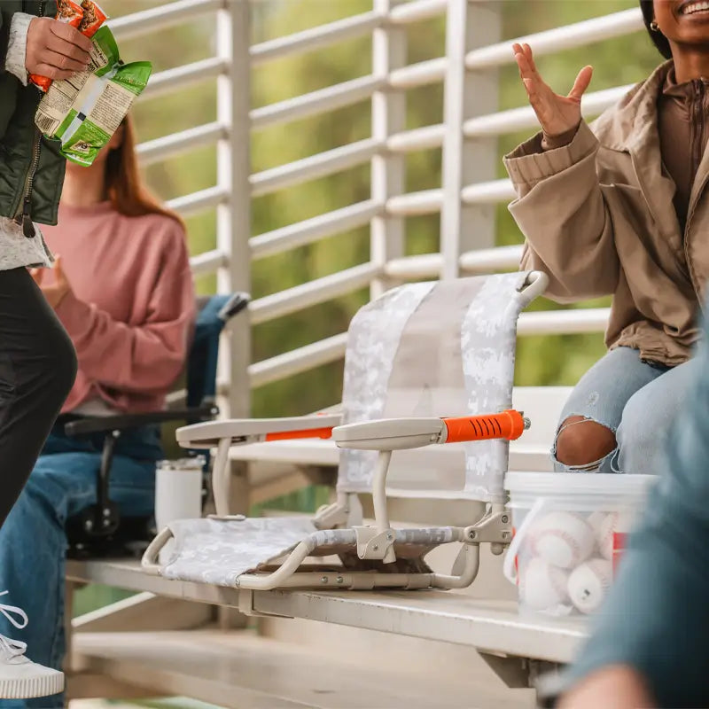 Stadium Rock-Cliner™