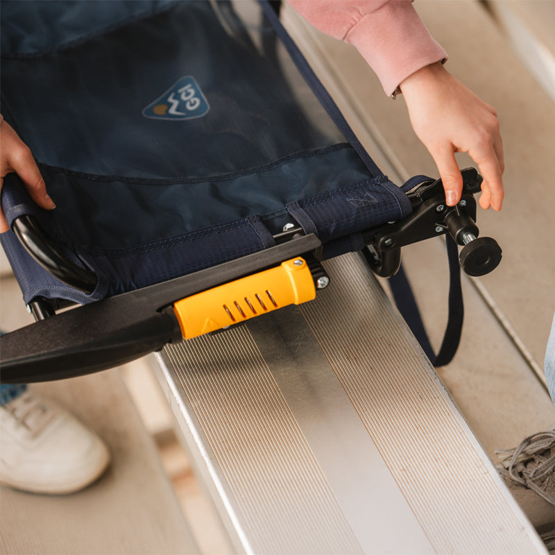 Stadium Rock-Cliner™